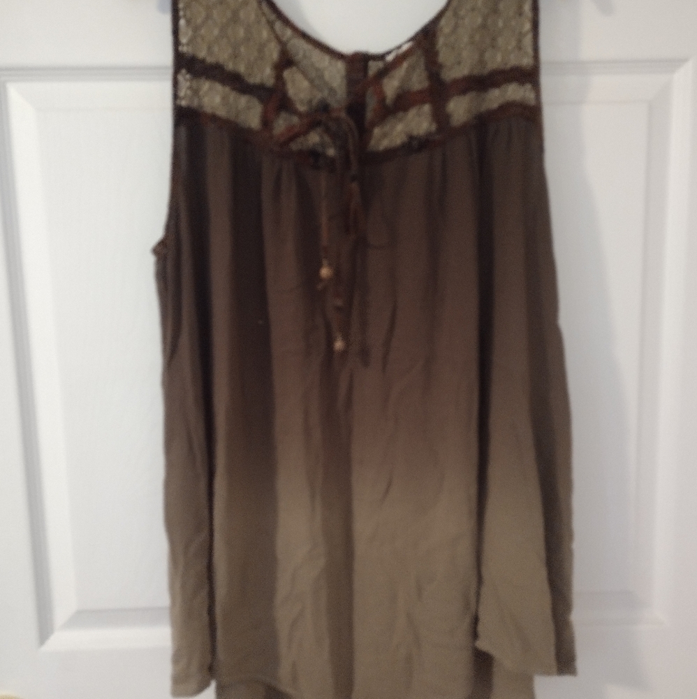Indigo Thread Co. 100% rayon sleeveless top